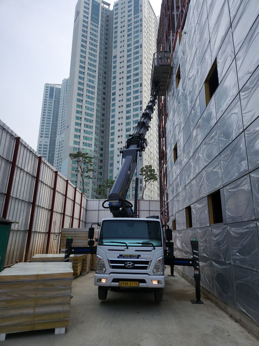 스카이차·고소작업차 실제 작업 현장 5