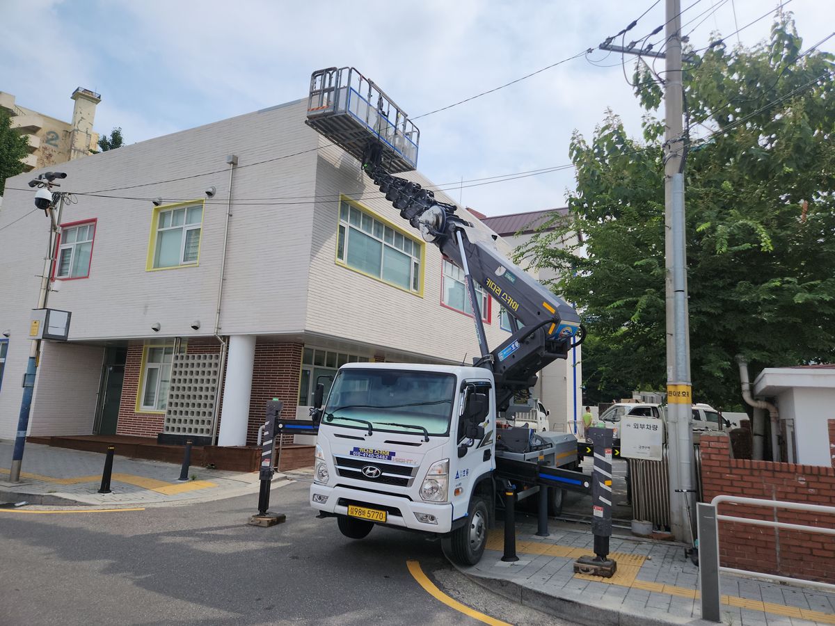 스카이차·고소작업차 실제 작업 현장 1