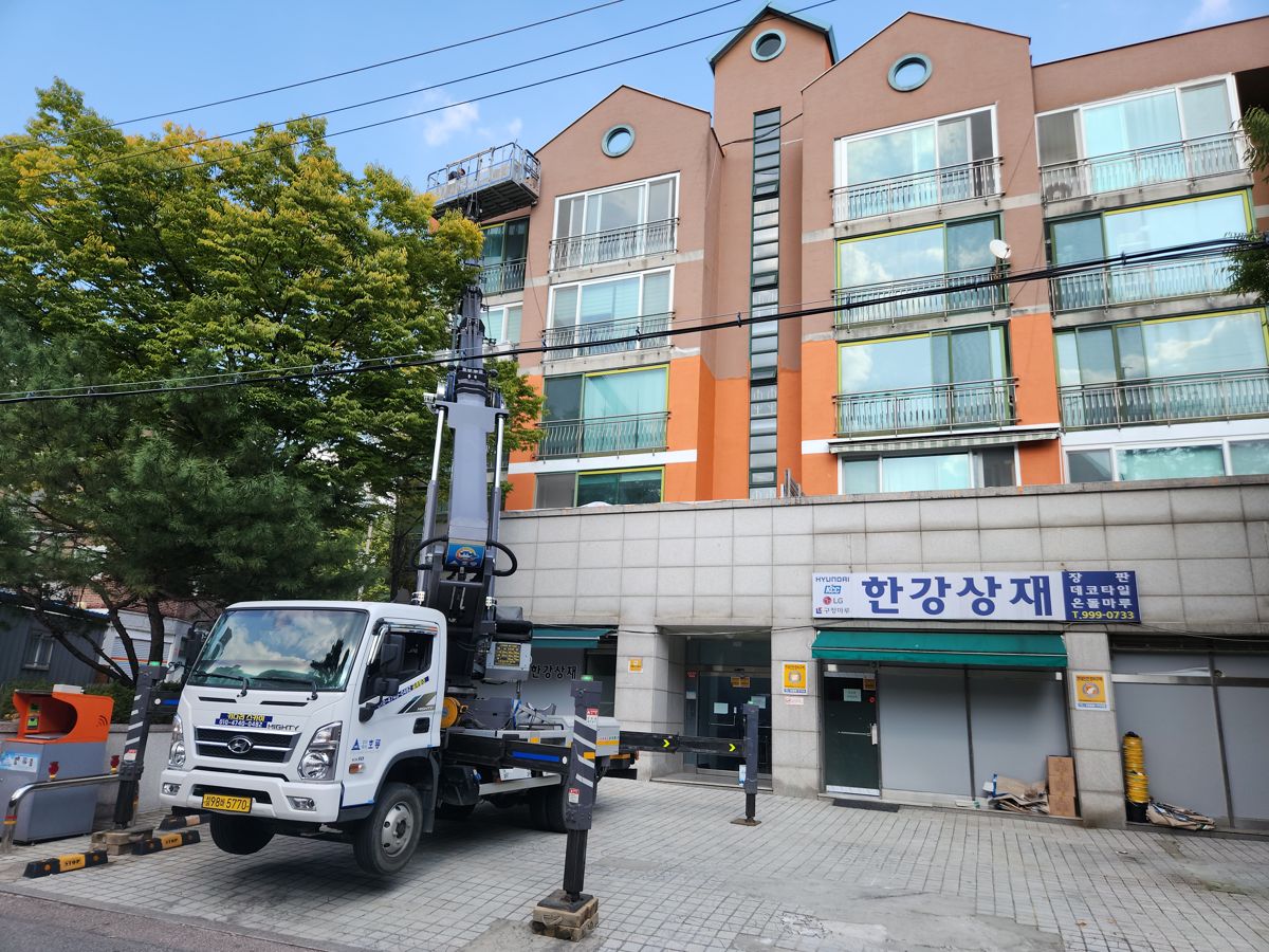 스카이차·고소작업차 실제 작업 현장 6