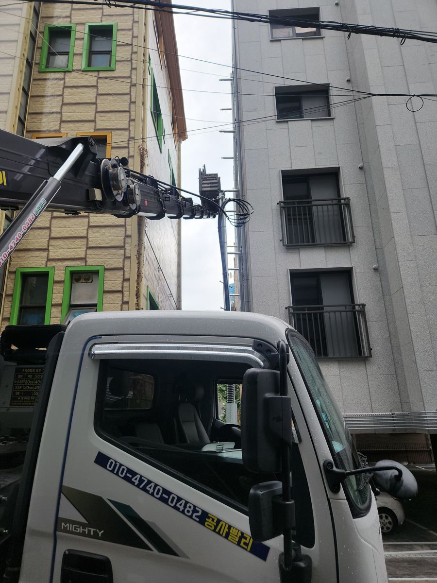 스카이차·고소작업차 실제 작업 현장 5