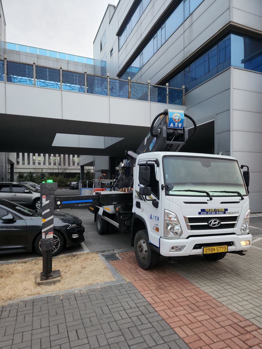 스카이차·고소작업차 실제 작업 현장 2