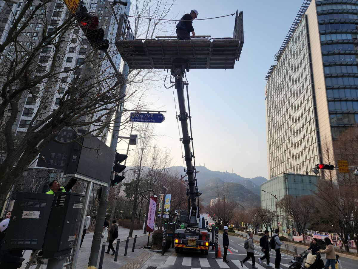 스카이차·고소작업차 실제 작업 현장 4