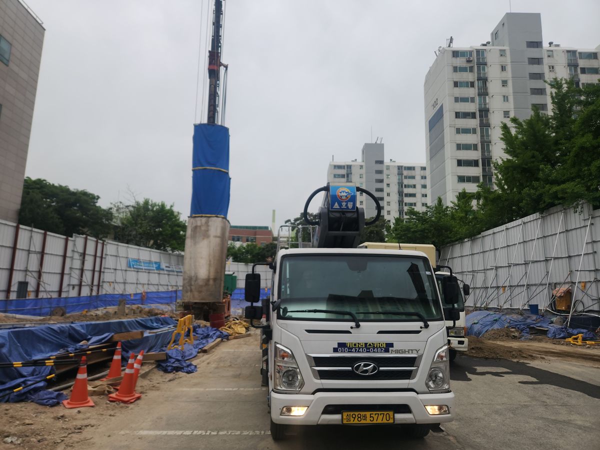 스카이차·고소작업차 실제 작업 현장 1