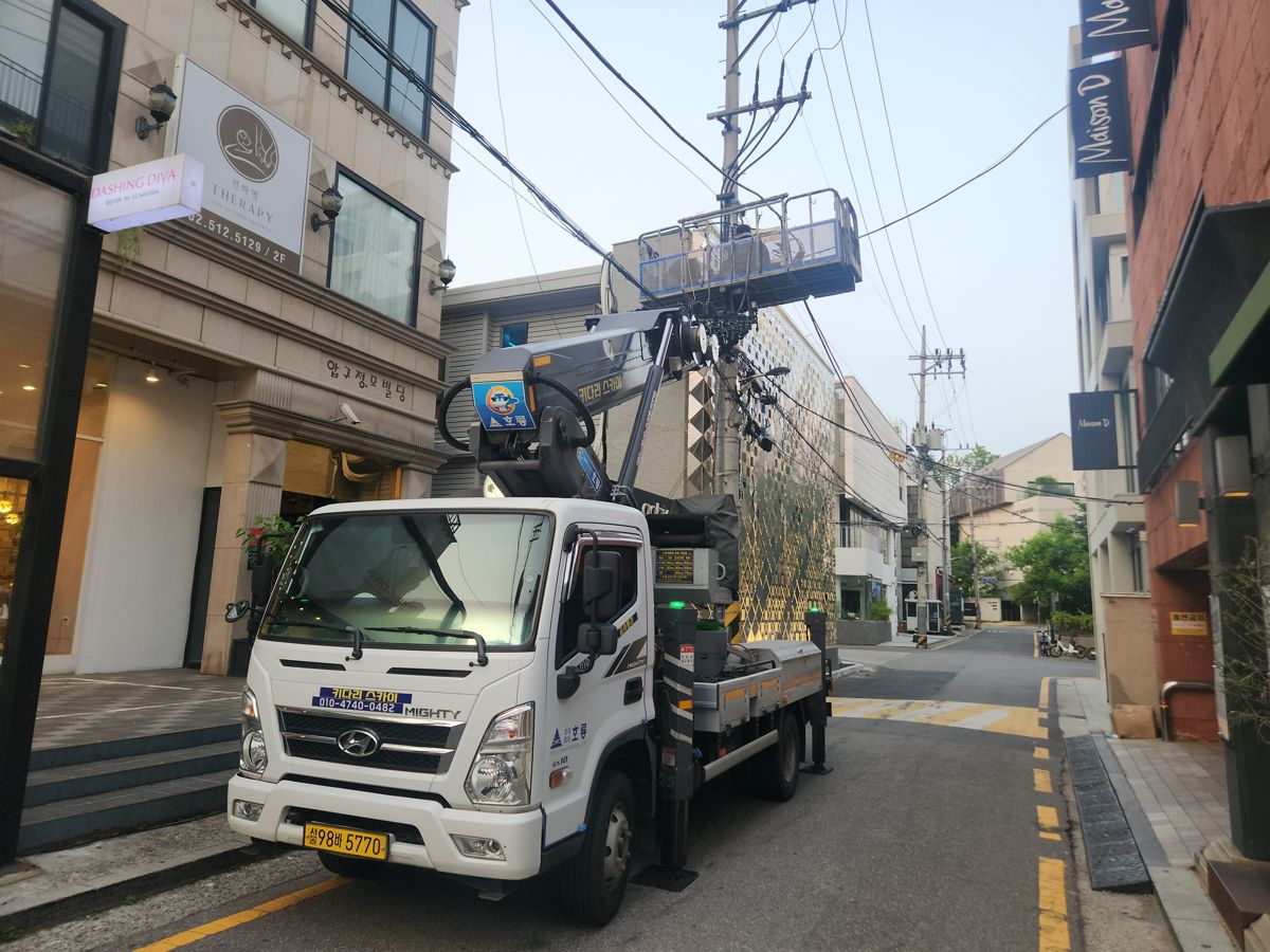 스카이차·고소작업차 실제 작업 현장 5