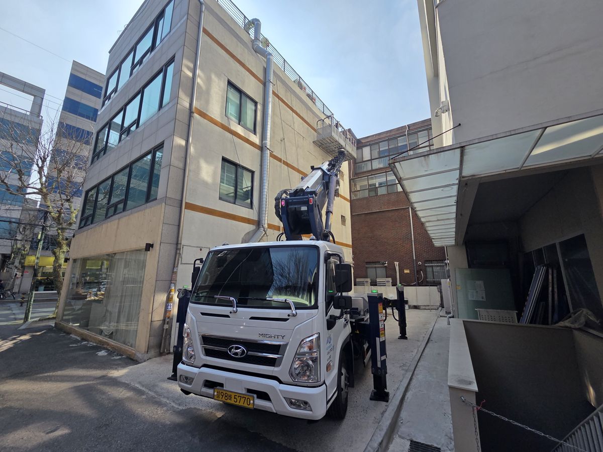 스카이차·고소작업차 실제 작업 현장 3