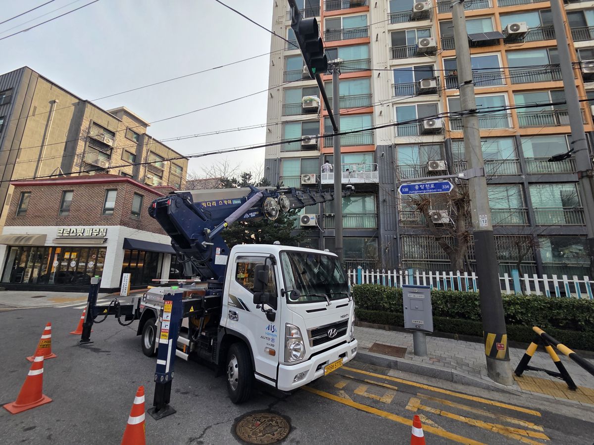 스카이차·고소작업차 실제 작업 현장 1