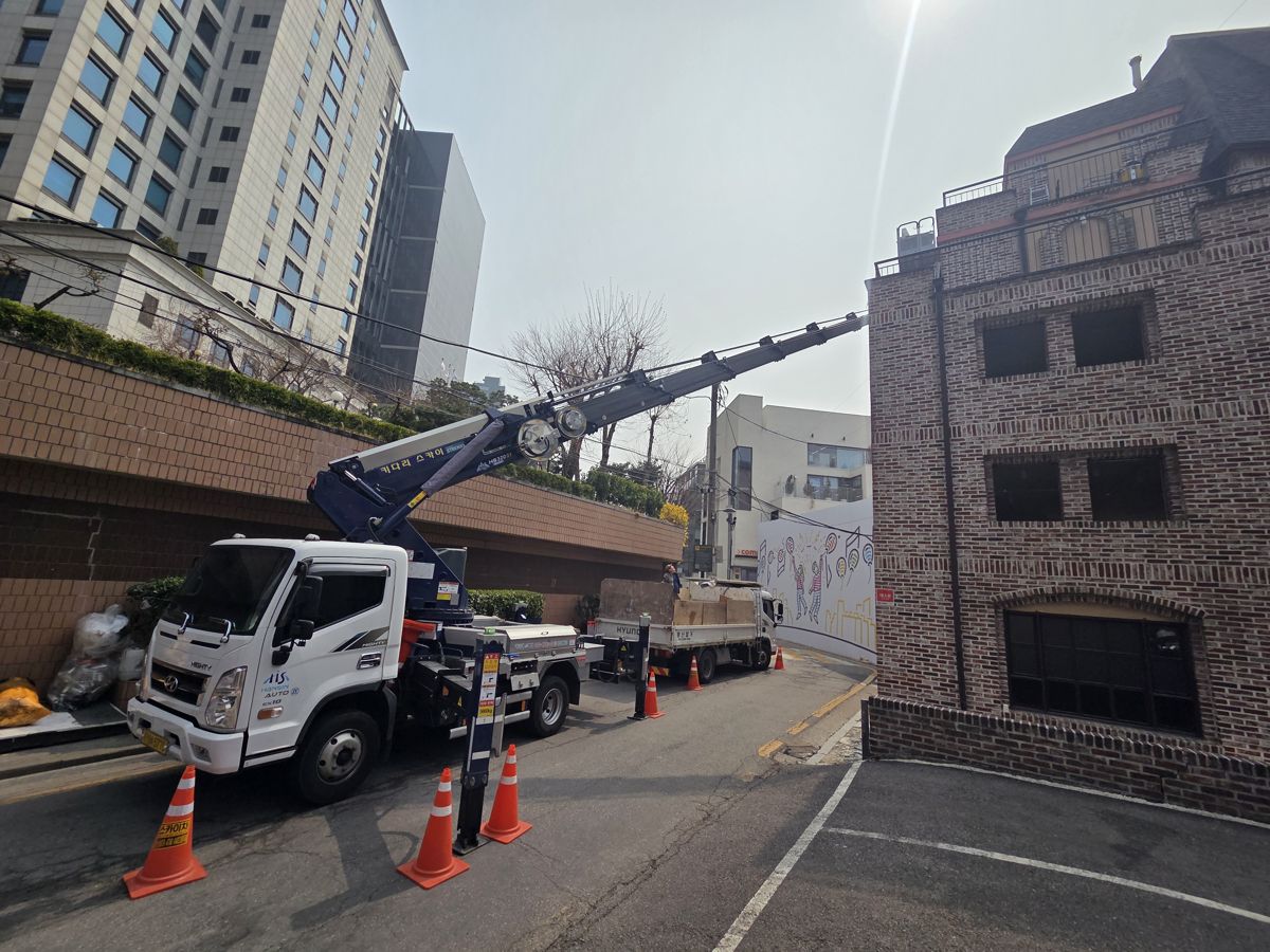 스카이차·고소작업차 실제 작업 현장 1