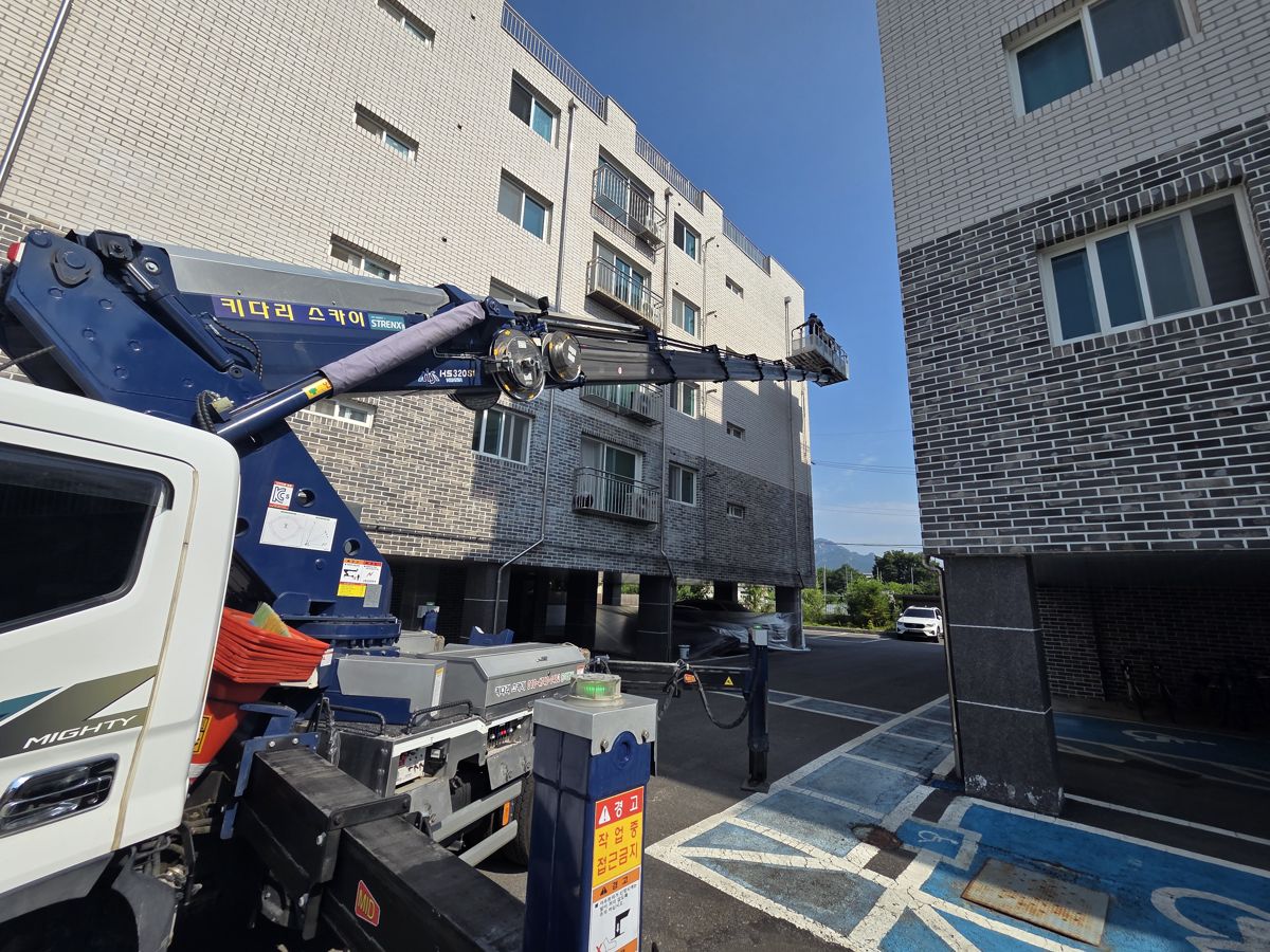 스카이차·고소작업차 실제 작업 현장 6